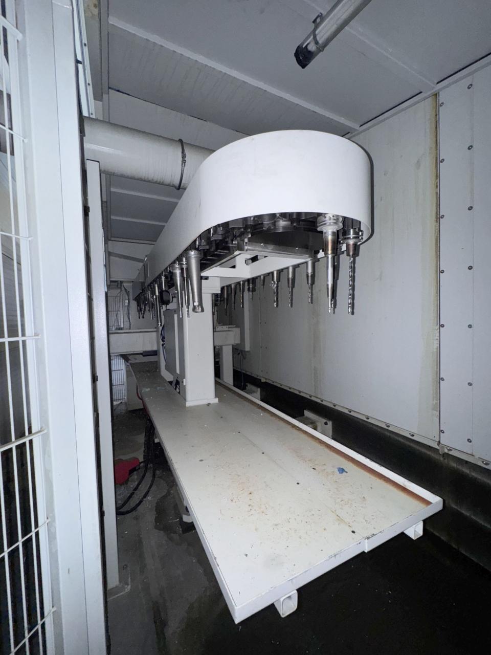 Planer Type Machining Center - 5 Axis